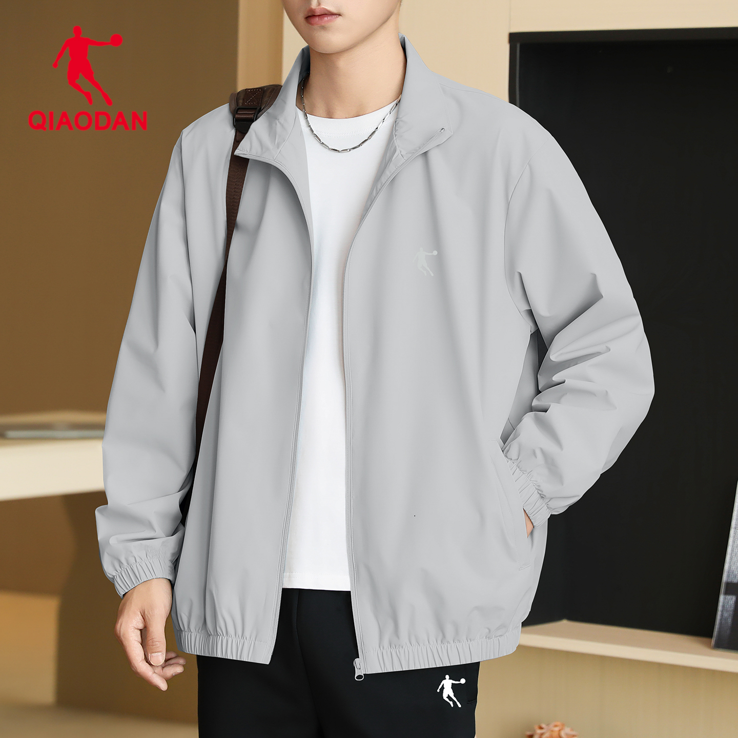 乔丹运动外套男梭织立领风衣夹克