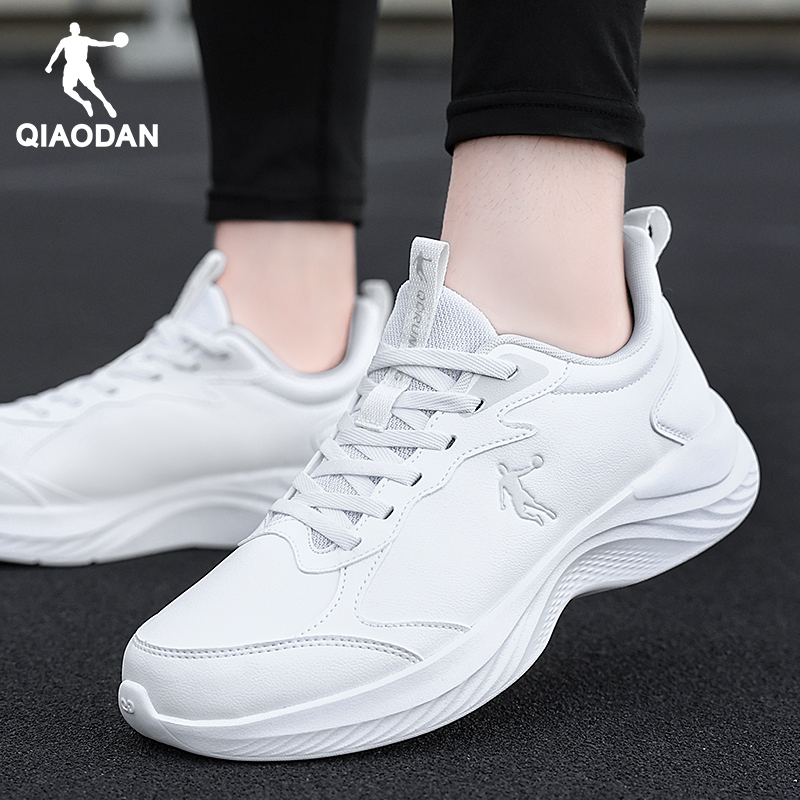 乔丹运动鞋男鞋皮面防水跑步鞋子