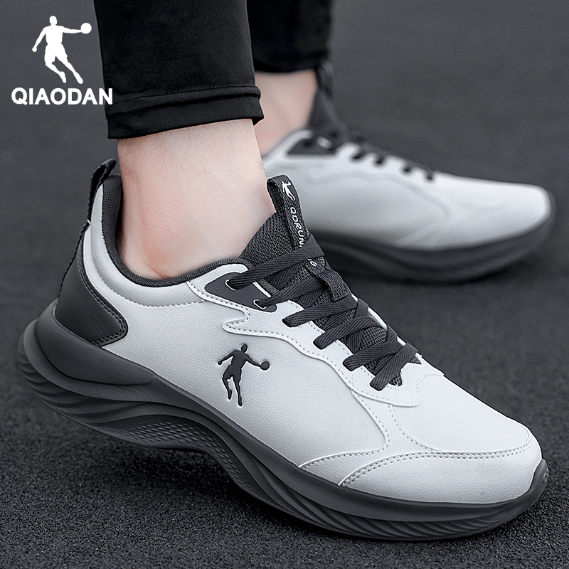 乔丹运动鞋男鞋皮面防水跑步鞋子