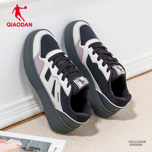 乔丹女鞋运动鞋增高休闲低帮板鞋