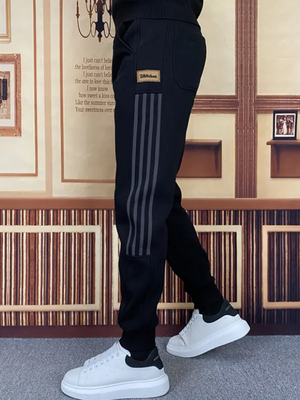 潮牌男款卫裤百搭小脚九分潮流