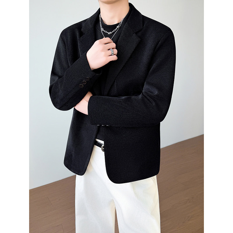 模特图~2026春季简约肌理感面料休闲西装外套YJ6016/P115，男装西服套装，电商B331