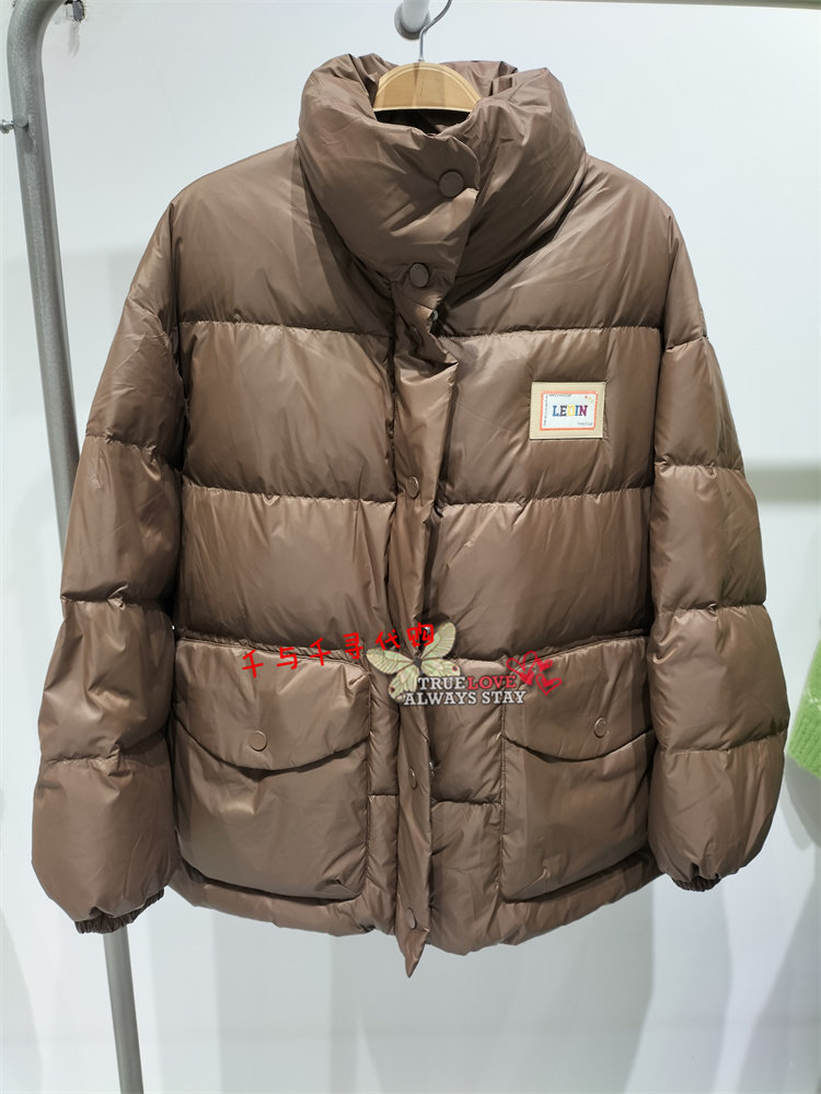 C2ACD4411乐町2023冬季正品商场同款复古泡芙羽绒服C2ACD441176