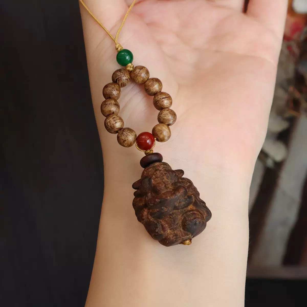 热卖款沉香木财神挂件车挂佛珠汽车包包挂木珠档把挂饰车载车内饰