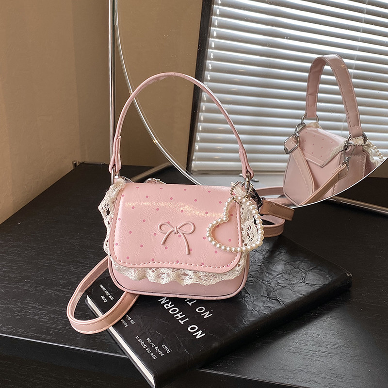 甜美小女孩包包2026新款女童斜挎包公主手提方包儿童宝宝外出挎包