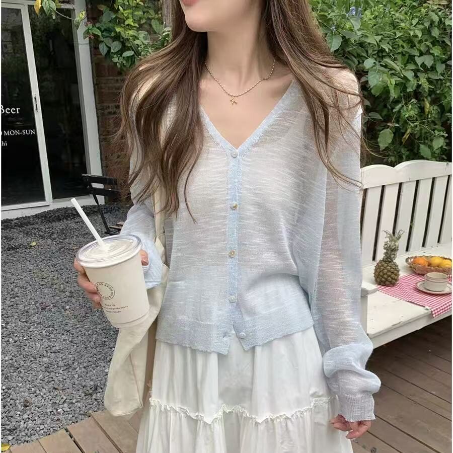 搜搜防晒衣女款V领薄款竹节麻防晒衫空调针织开衫短款绿色上衣