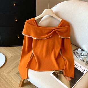 显瘦小衫 搜搜实拍2025秋冬新款 修身 一字肩蝴蝶结钉珠针织衫 法式