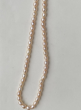 项链女款2025新款爆款轻奢小众高级感锁骨链颈链米形中国红项链