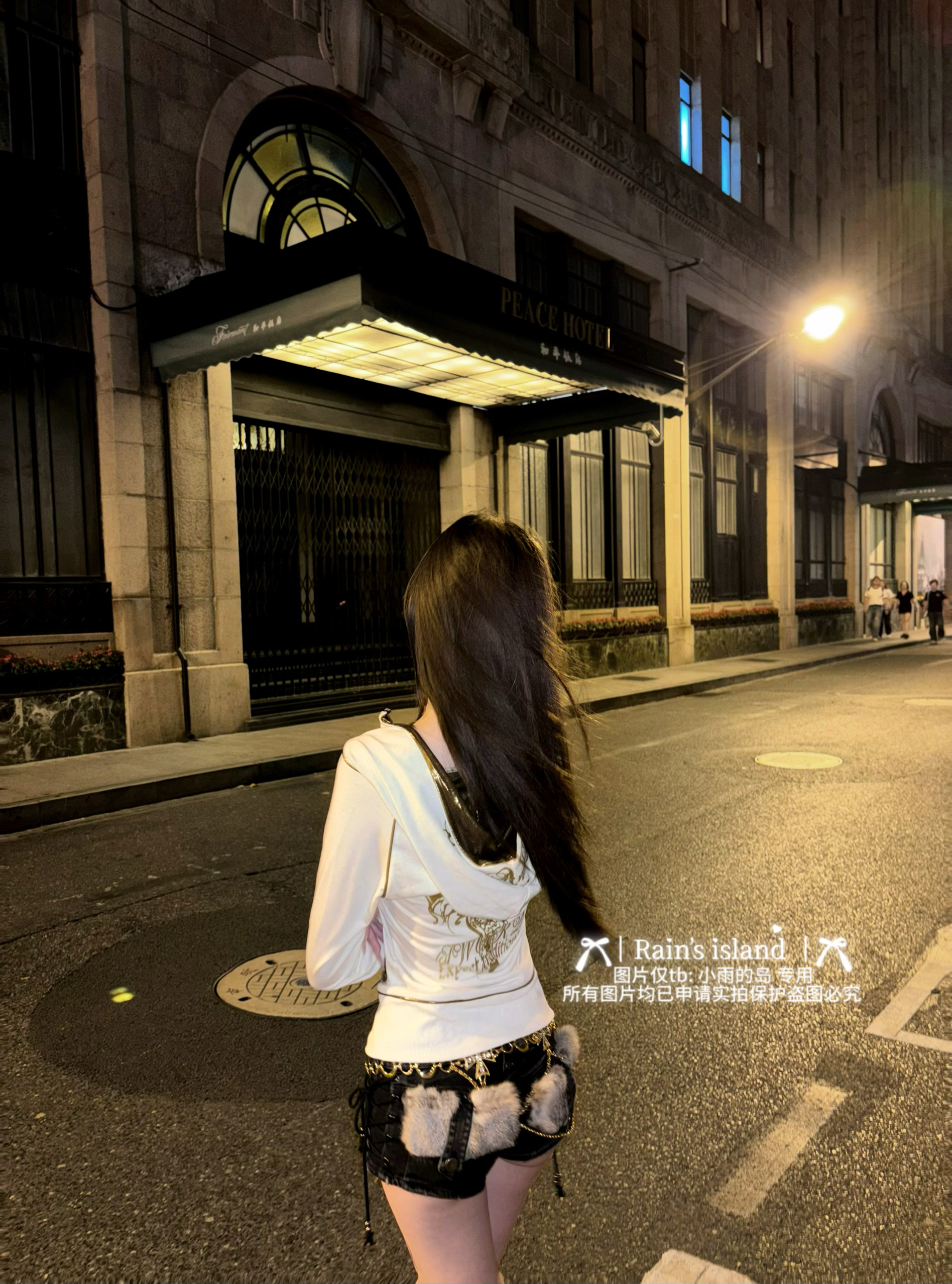【 light rain Of island 】 （ goods in stock ） d.i.a wind cross skull gilding printing Hooded loose coat