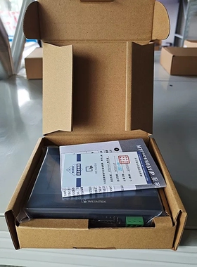 议价威纶通MT8051iP触摸屏，库存未使用，原包装盒在，配件齐