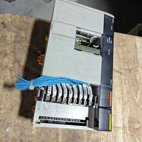 议价欧姆龙plc模块，共有三个：PA203、CPU11、OD21
