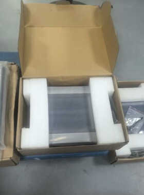 议价昆仑通态mcgSTpc触摸屏 TPC1031XN，10寸，2
