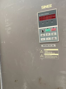 议价正弦变频器EM330D-037-3B，37kW，380V三相