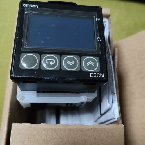 议价E5CN-R2T温度控制仪OMRON,日本原产E5CN