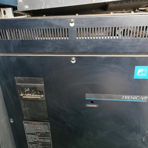 议价变频器型号一FREN丨C一VP132kw可维修