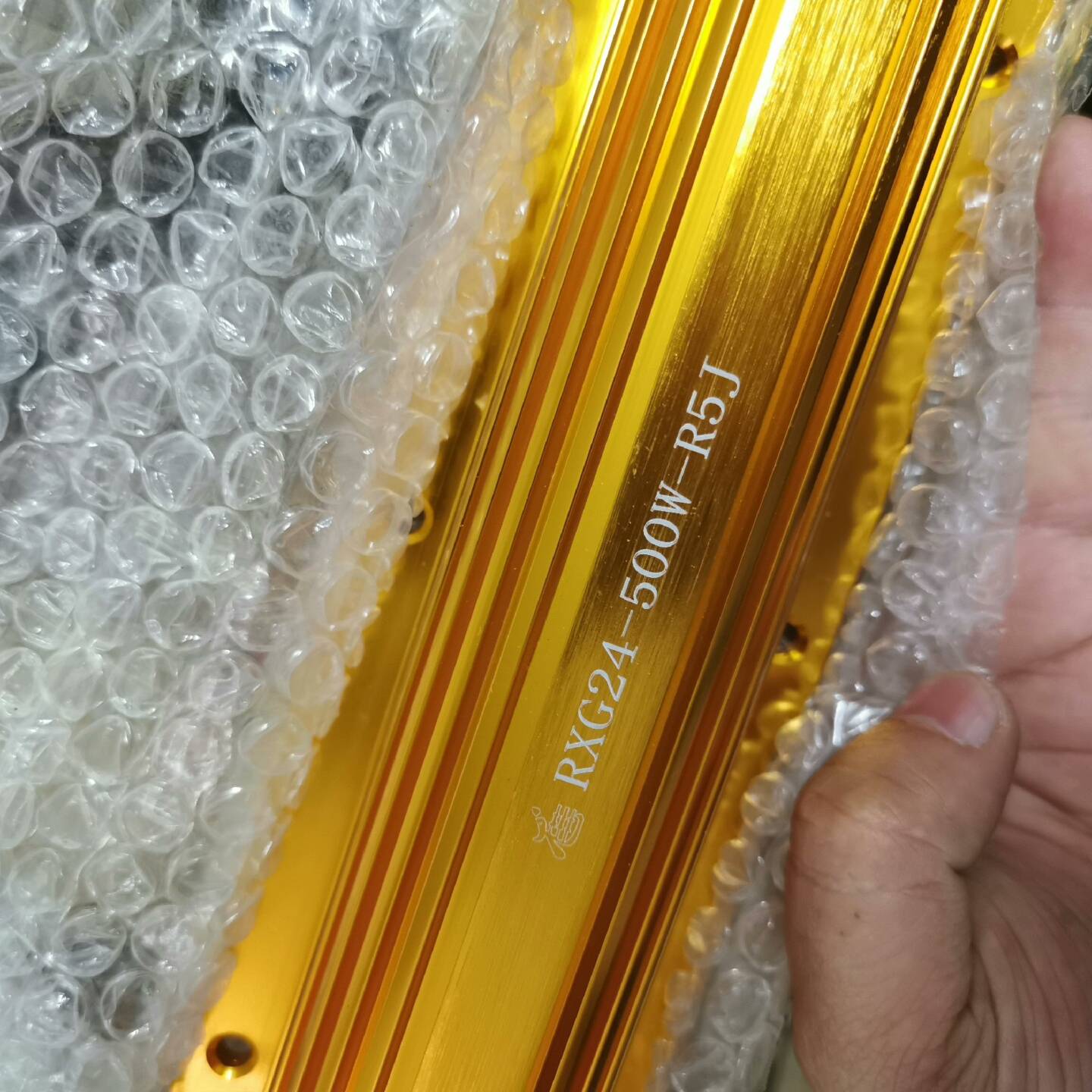 可维修rxg24-500w-r5j议价 - 实物图