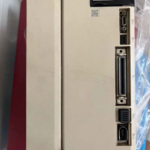 可维修安川驱动器sgd7s-180a00，，功能完好，漂亮议价