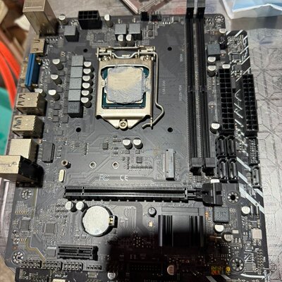 议价昂迅H510-VD4主板，加I510400F 下来的，支可维修