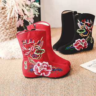 广场舞蹈鞋女短靴冬季加绒绣花布鞋秧歌舞鞋红色民族跳舞演出靴子