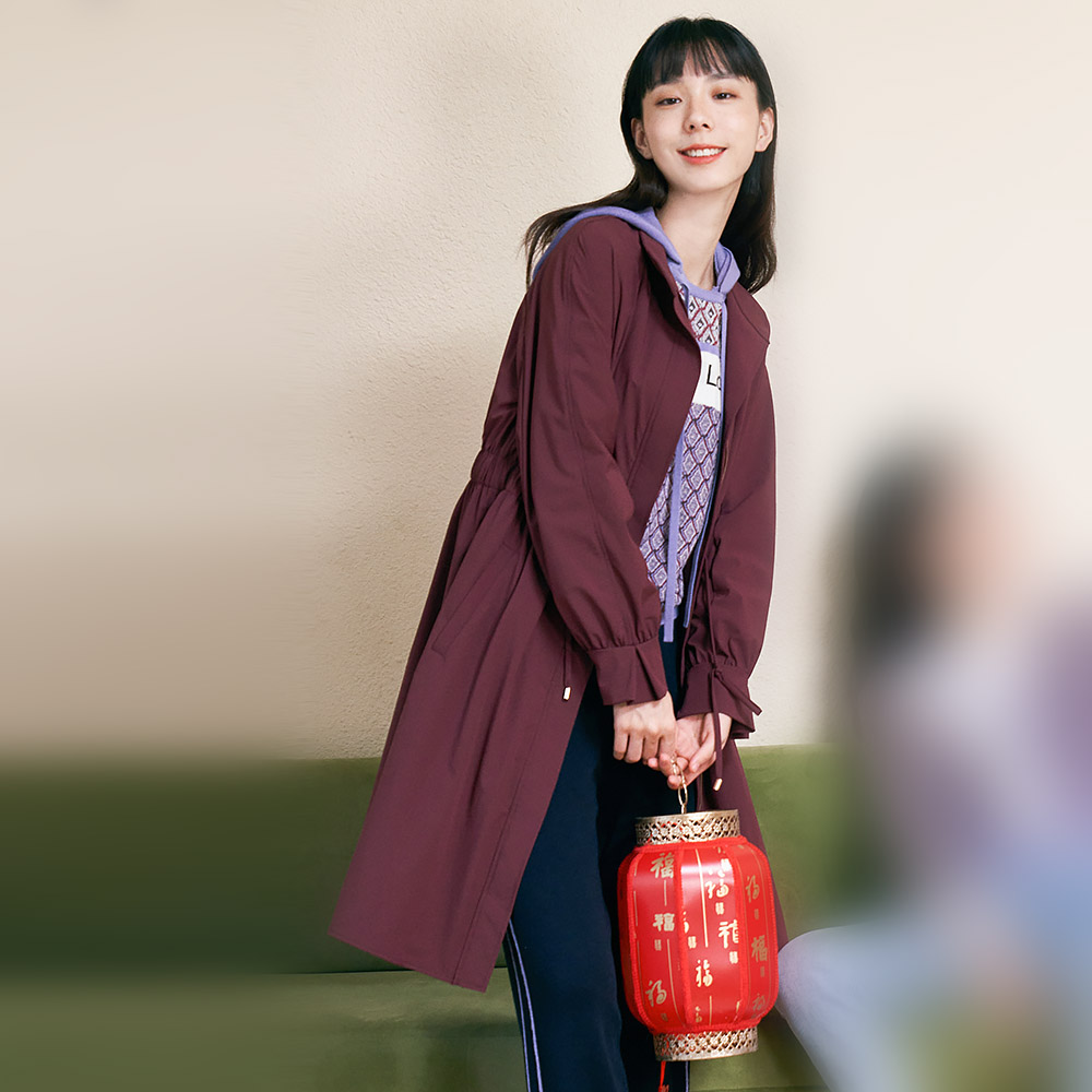 舜SODOM女装商场同款酒红色飒美干练摩登通勤质感风衣