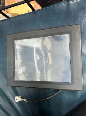 基恩士VT3-V8触摸屏一个