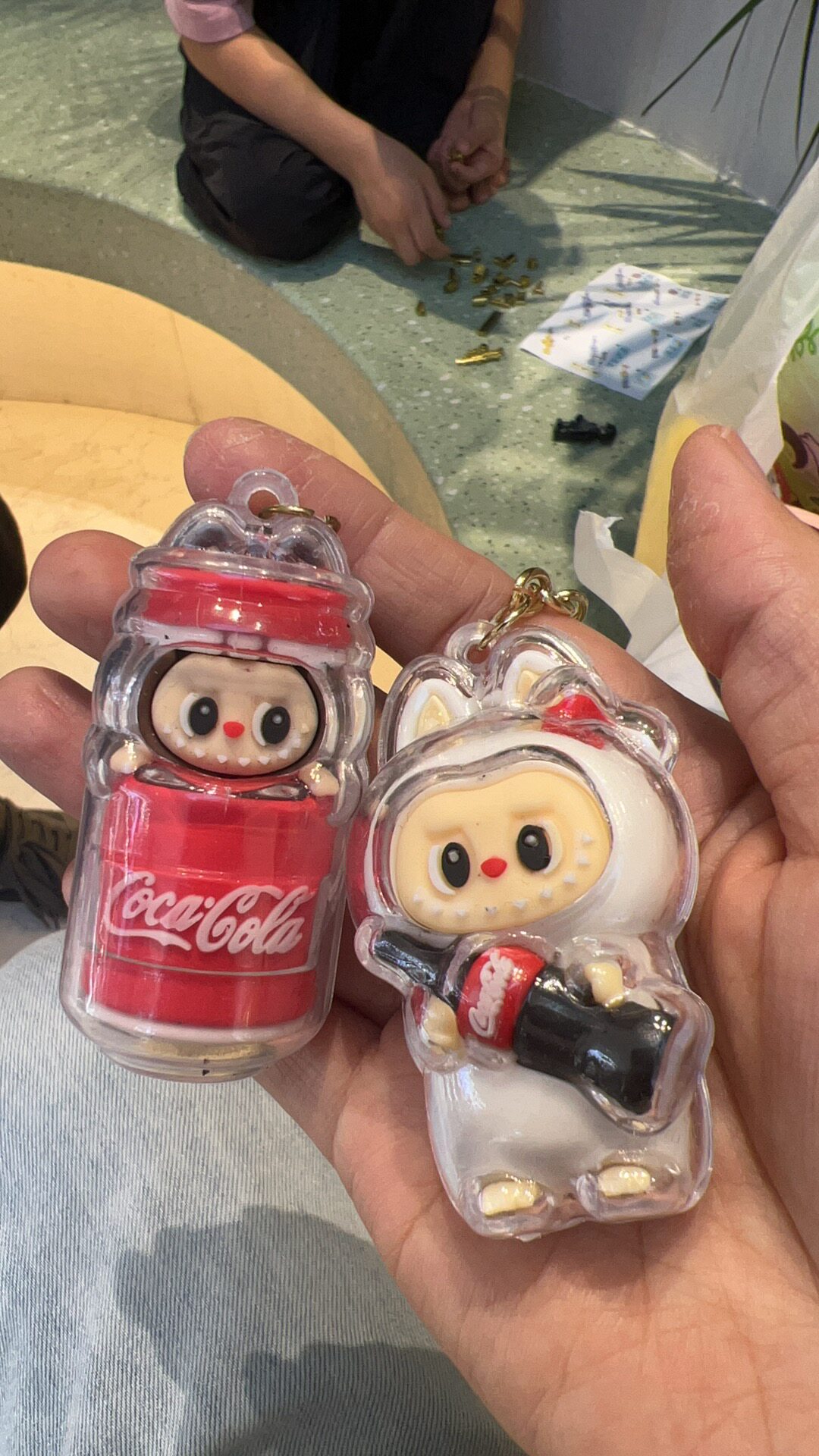 labubu可口可乐搪胶钥匙扣钥匙扣