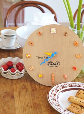 小面包餐厅挂钟ins可爱早餐店家用客厅钟表简约个性创意礼物时钟