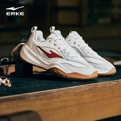 鸿星尔克休闲运动阿甘鞋防滑耐磨