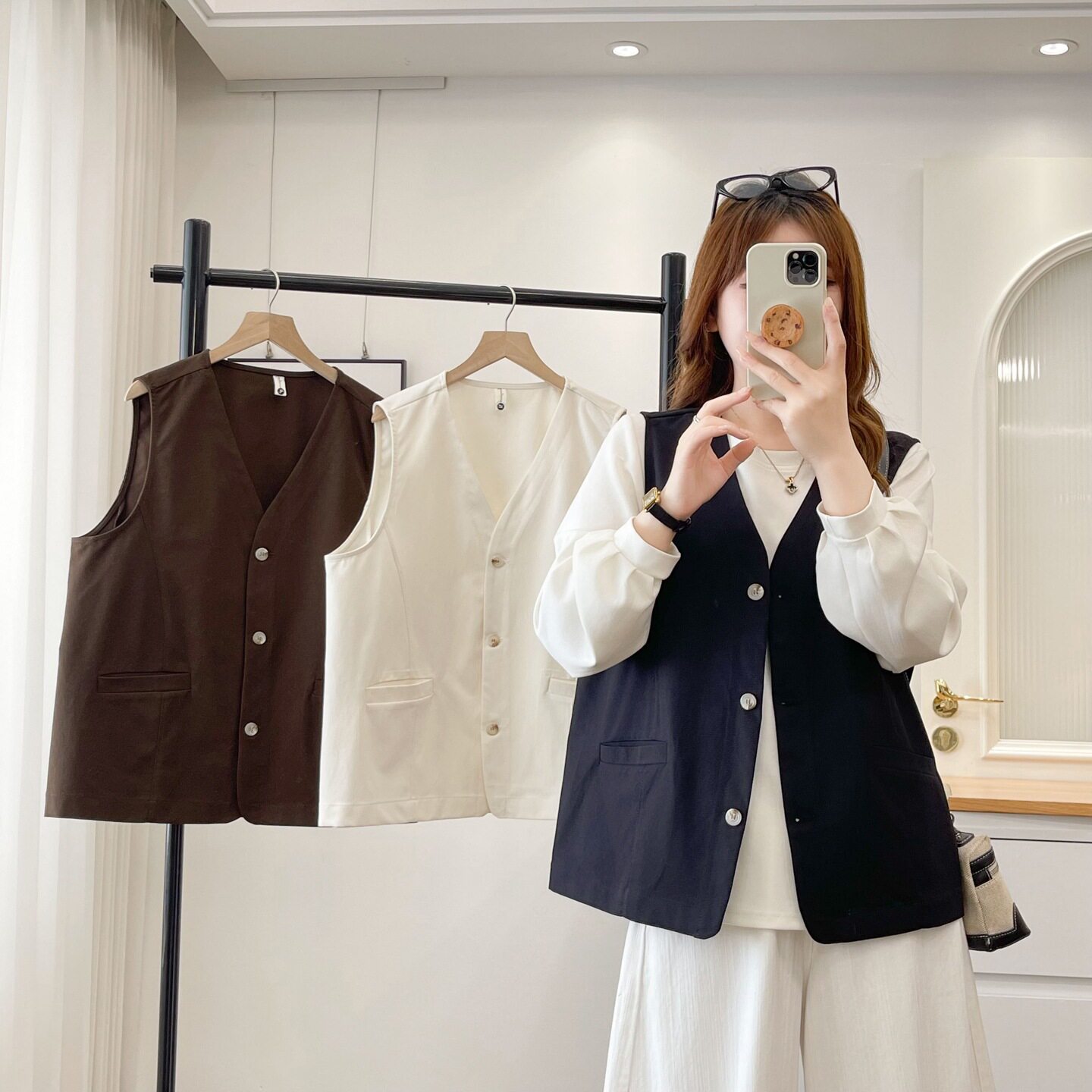 胖mm马甲2026秋季外穿200斤大码v领极简风宽松无袖坎肩外套女8820