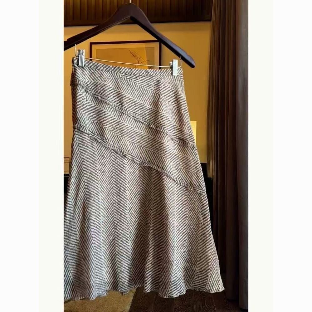 2026新款法式复古气质名媛高级感灰色半身裙女高腰显瘦长裙鱼尾裙