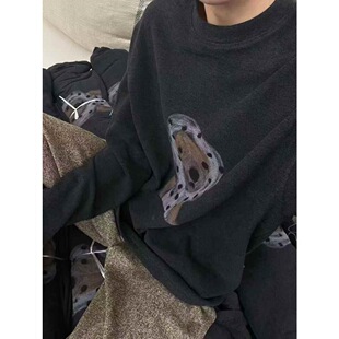 2025新慵懒小狗印花黑色圆领卫衣女士款春季百搭上衣可爱德容德荣