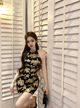 复古黑色烫金无袖挂脖连衣裙女夏季超显身材紧身包臀裙小个子短裙