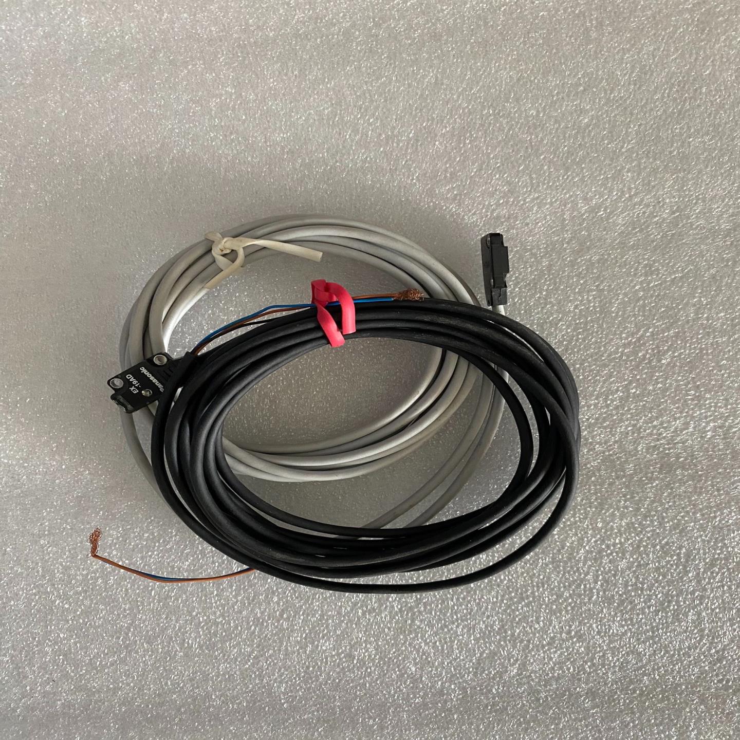 松下光电传感器EX-19P+EX-19AD