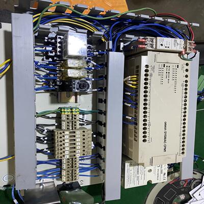 OMRON  SYSMAC CPM1闲置拆机 ES02整体2