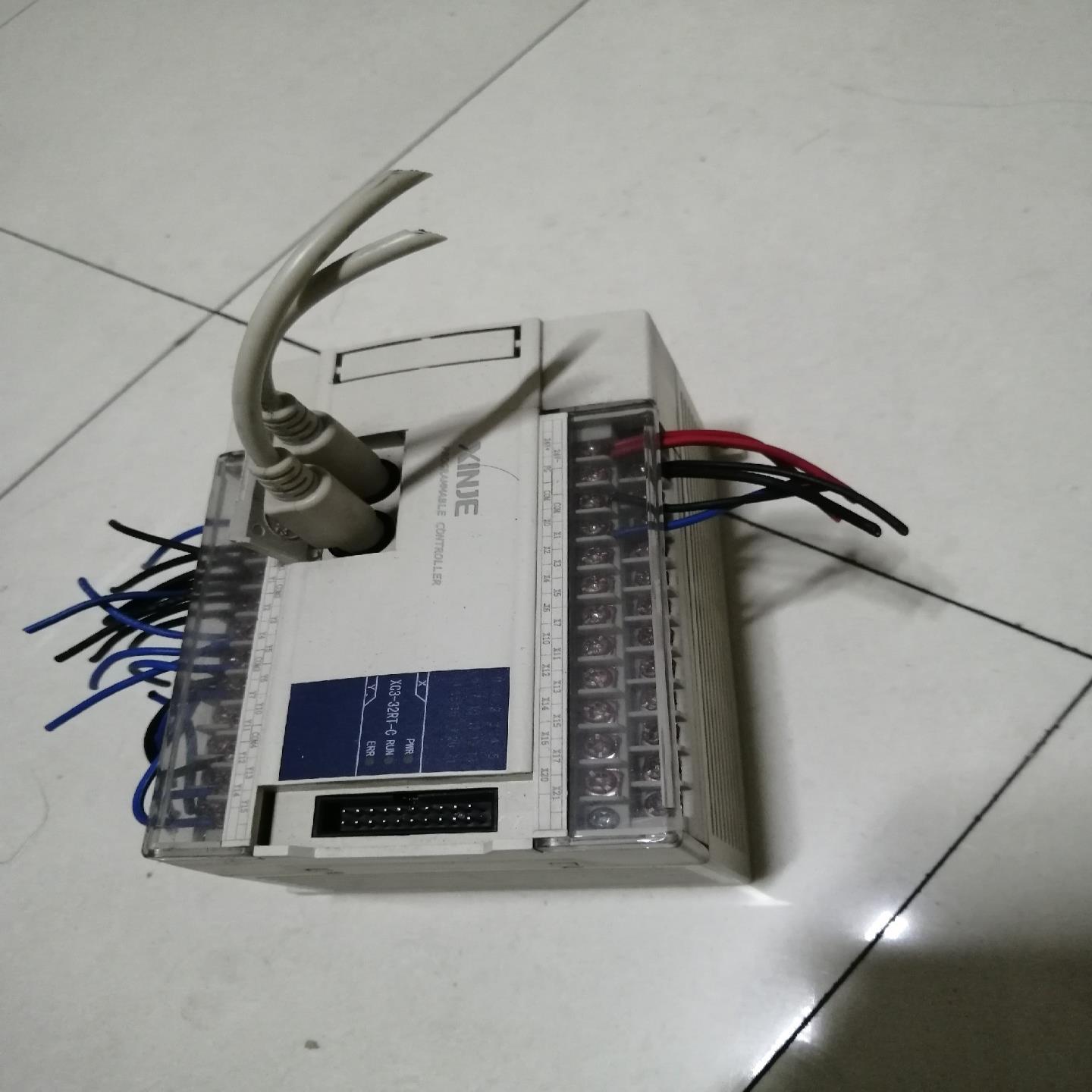 信捷Ac3一32RT一c，拆机包好，成色好，有需要请联系