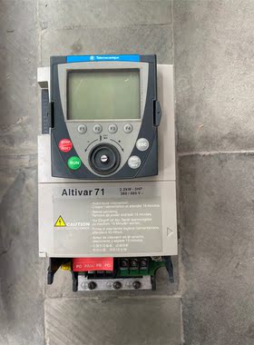 施耐德变频器ATV71HU22N4Z 2.2KW 原装拆机带