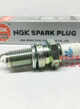 进口NGK铂金火花塞摩托车对应DPR8EA-9 D8TC D8RC T2197 A8YC D8E