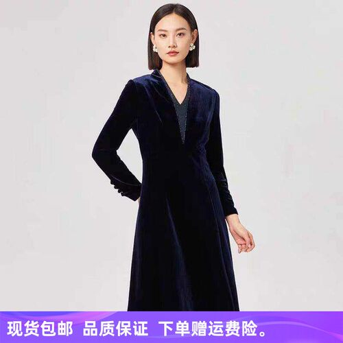 娜家女装商场同款秋冬季新款时尚v领钉钻显瘦优雅丝绒连衣裙子