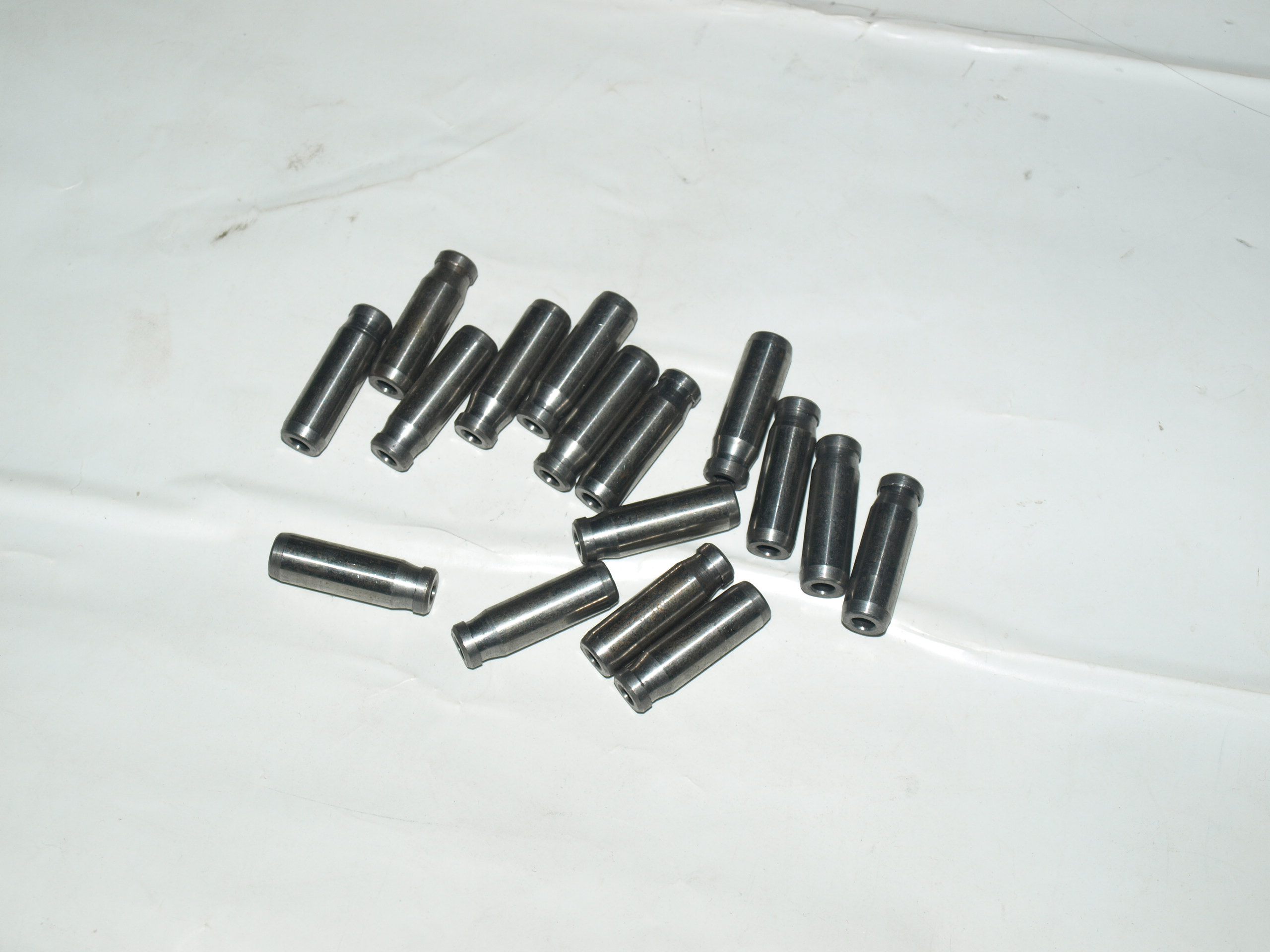 适配夏利三缸汽车376q378q发动机 气门导管 1套不退不换 无质保