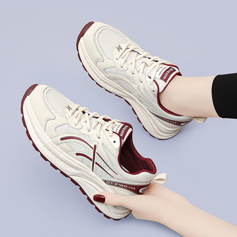 小白鞋女款2025新款爆款软底休闲妈妈鞋子女鞋春秋冬季百搭运动鞋