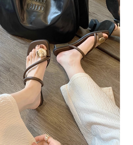 绝美一字带夹趾拖鞋凉鞋女