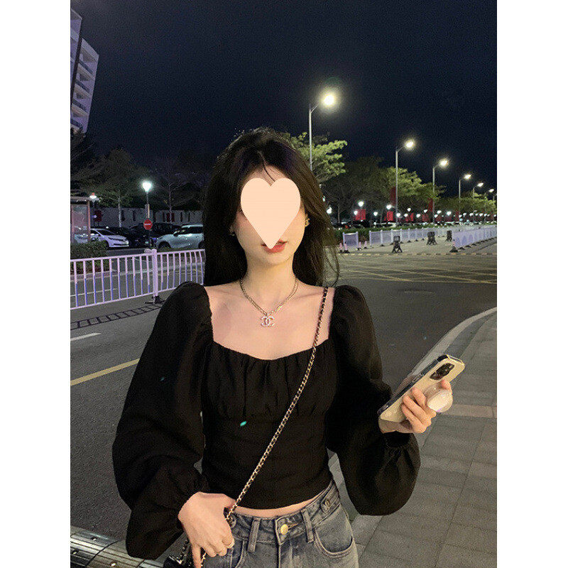 大码女装胖秋季新款方领泡泡袖短款上衣法式高级感显瘦气质小衫