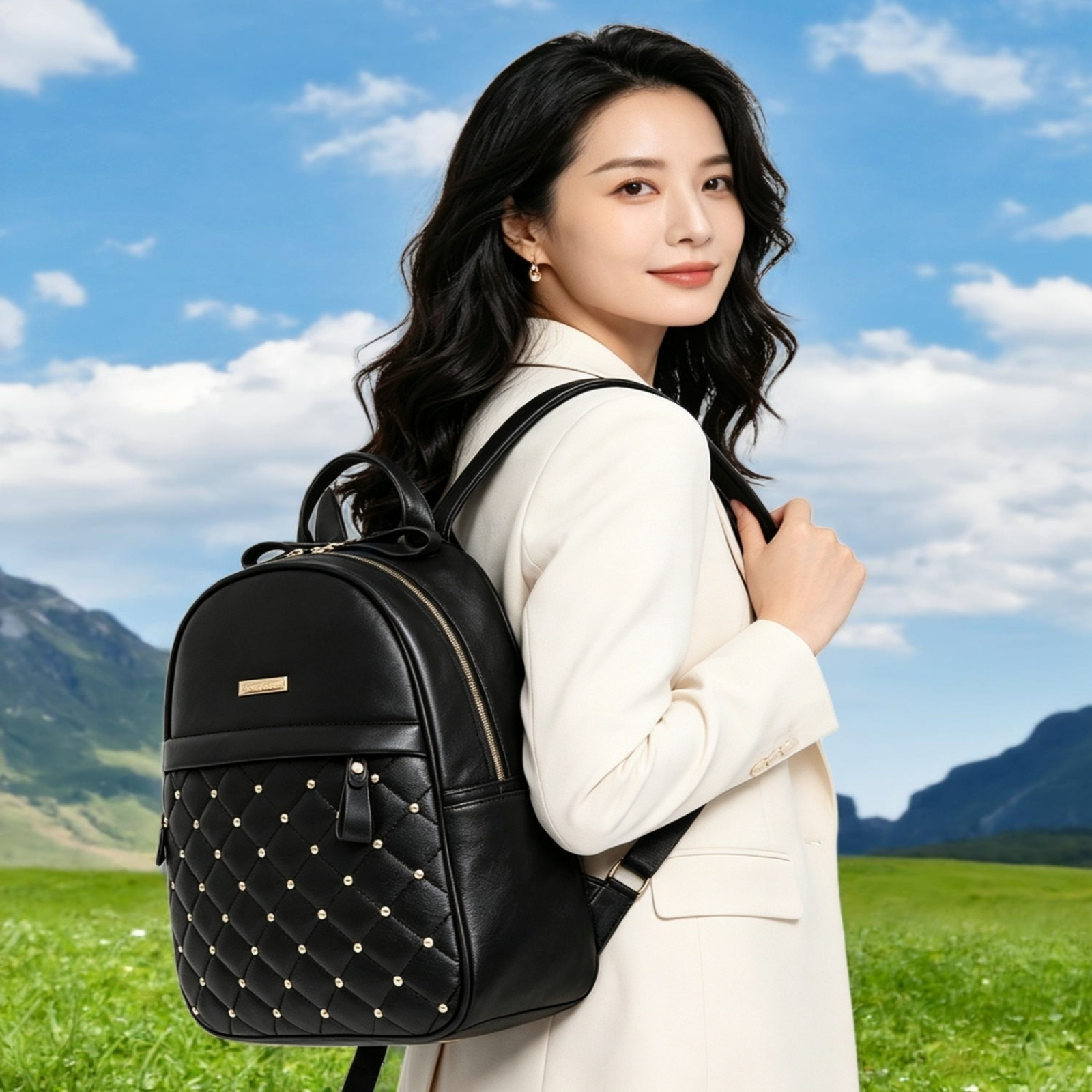 菱格铆钉双肩包女2026新款大容量上班通勤旅行逛街轻便休闲小背包