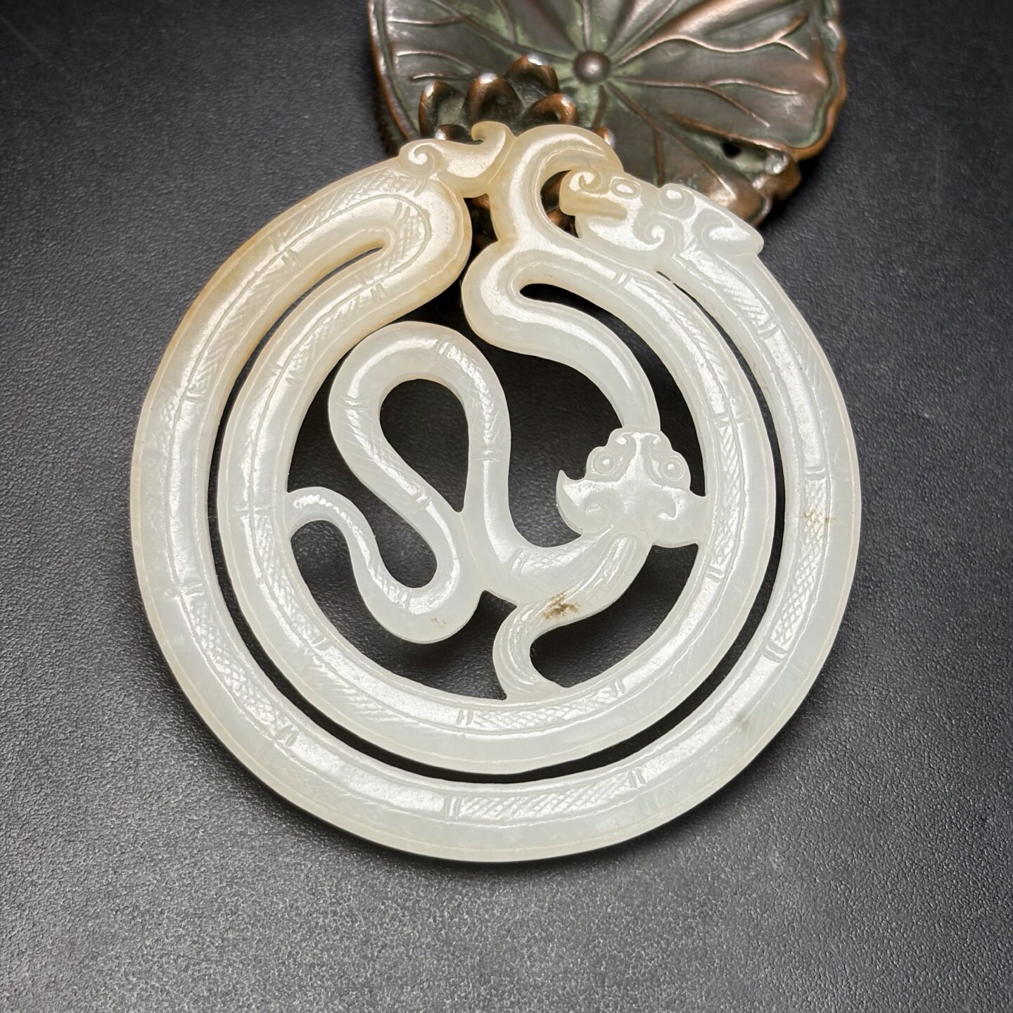 和田白玉三环龙凤玉璧挂饰