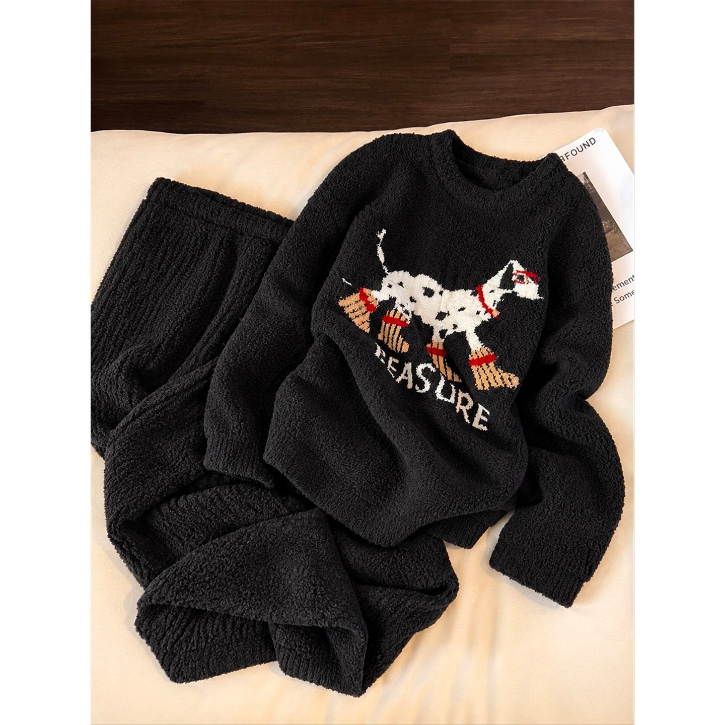 可爱小狗印花黑色针织半边绒睡衣女秋冬新款加厚保暖居家服可外穿