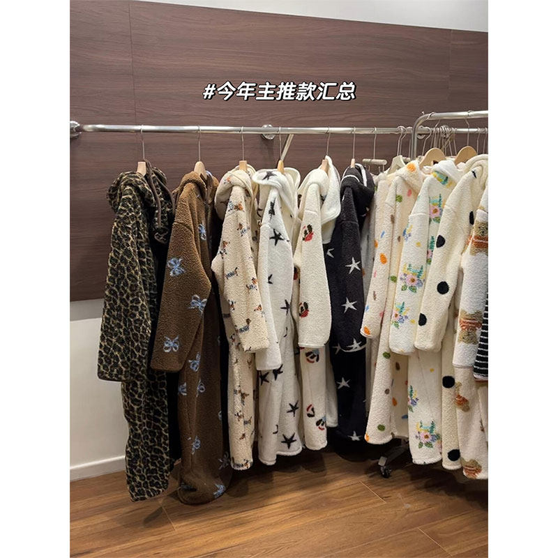 韩版休闲条纹珊瑚绒保暖女士睡衣秋冬季新款大码加绒加厚家居睡袍,女士内衣/男士内衣/家居服,睡袍/浴袍,淘宝优惠券,粉丝福利购,淘宝优惠卷