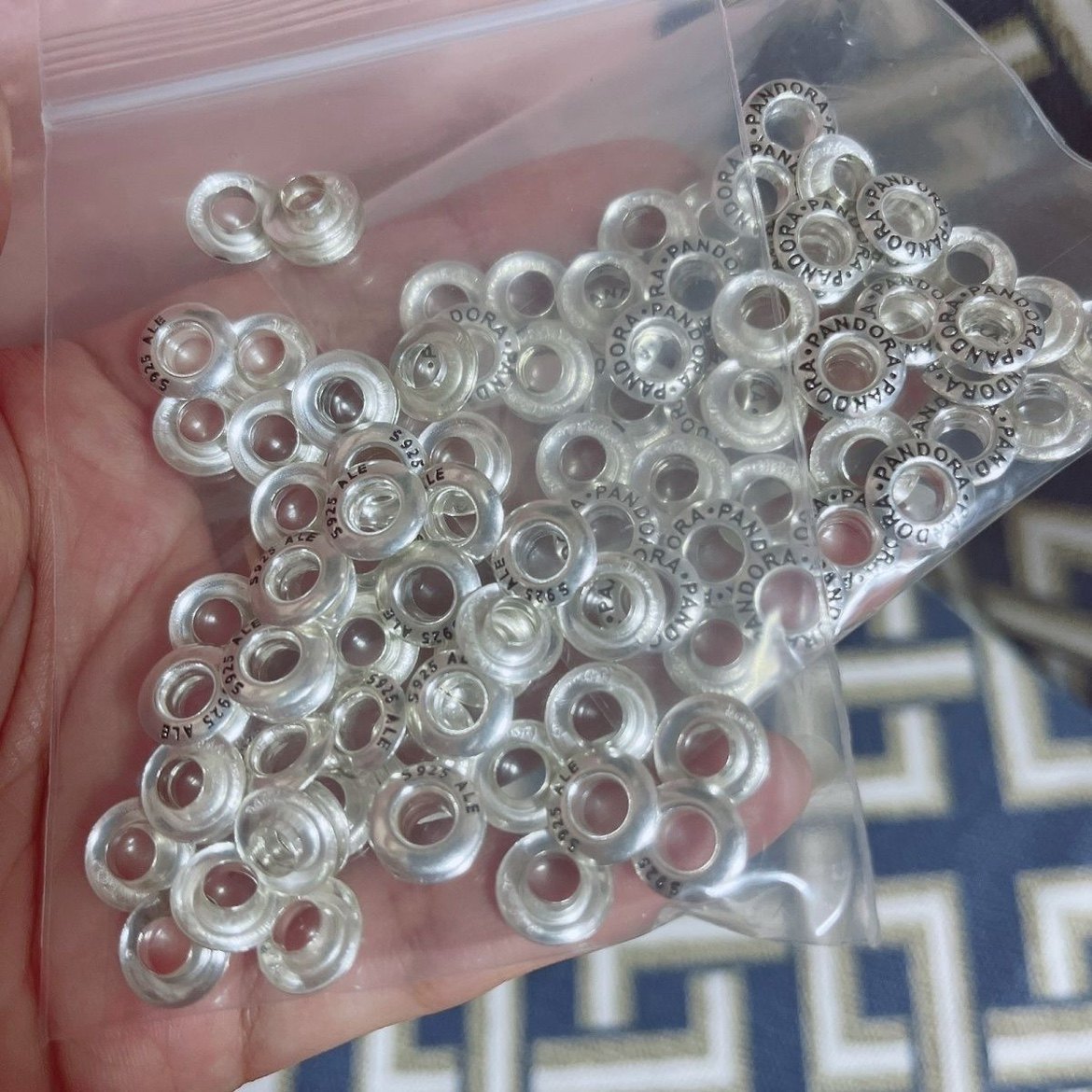 DIY珠珠配件S925带字母银贴片堵头通孔隔片2只间隔片,彩妆/香水/美妆工具,指甲装饰,淘宝优惠券,粉丝福利购,淘宝优惠卷