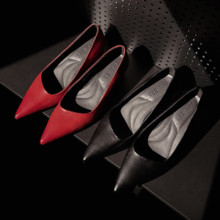 圆圆妈2026春季尖头浅口单鞋通勤工作鞋百搭软底气质里外全皮女鞋