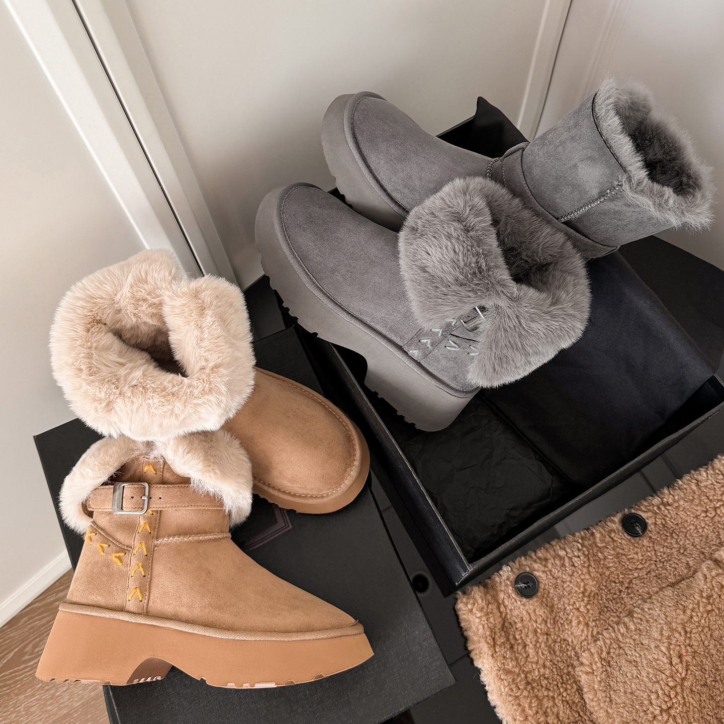 时尚圆头短筒皮带扣雪地靴厚底