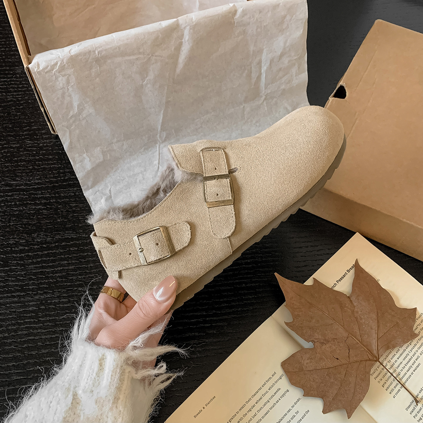 韩版圆头深口皮带扣长绒勃肯鞋